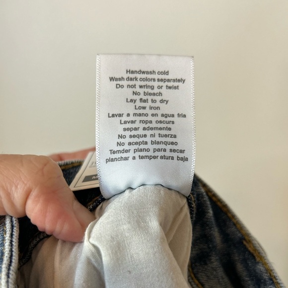 Judy Blue Mid Rise Distressed Boyfriend Jeans Size 15 / 32 - Picture 16 of 16